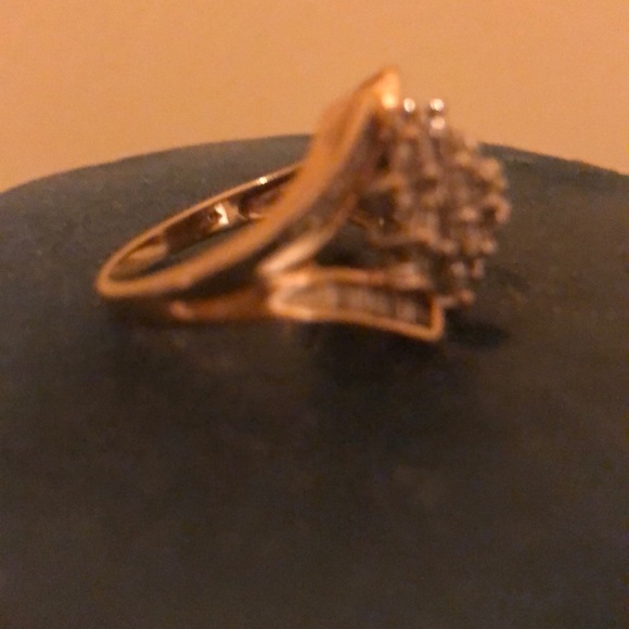 VINTAGE Diamond bow shaped ring.💎💎💍 - Picture 3 of 6